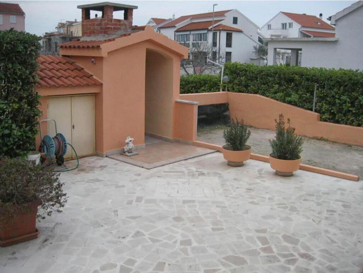 סרימה Apartmani Nedoklan מראה חיצוני תמונה