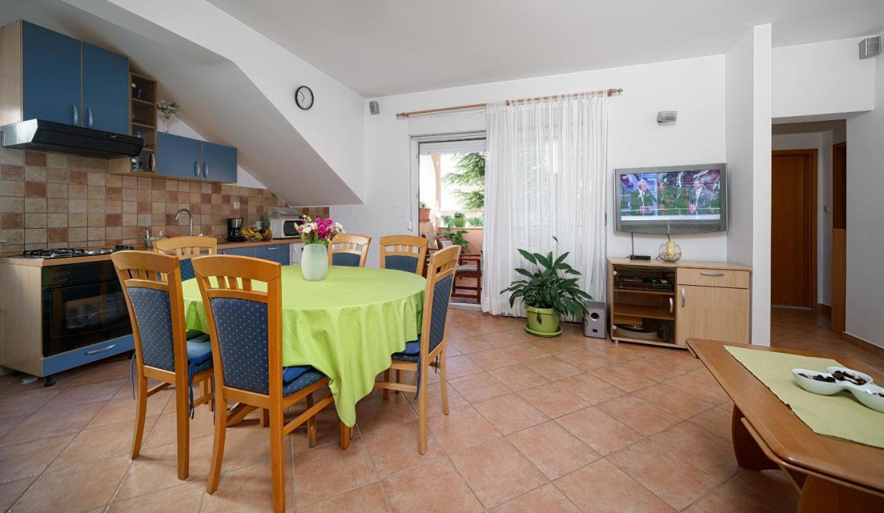 סרימה Apartmani Nedoklan מראה חיצוני תמונה