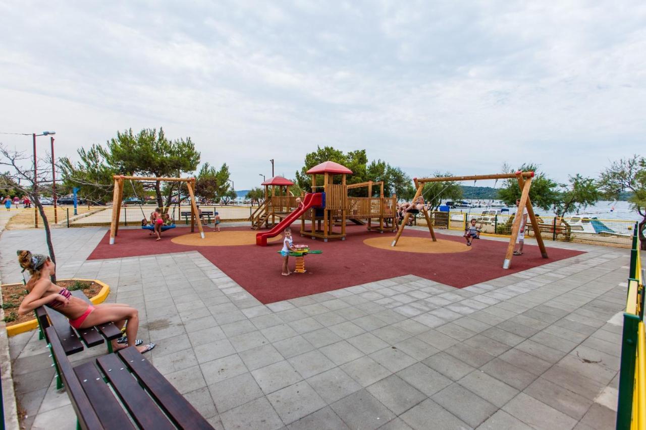 סרימה Apartmani Nedoklan מראה חיצוני תמונה