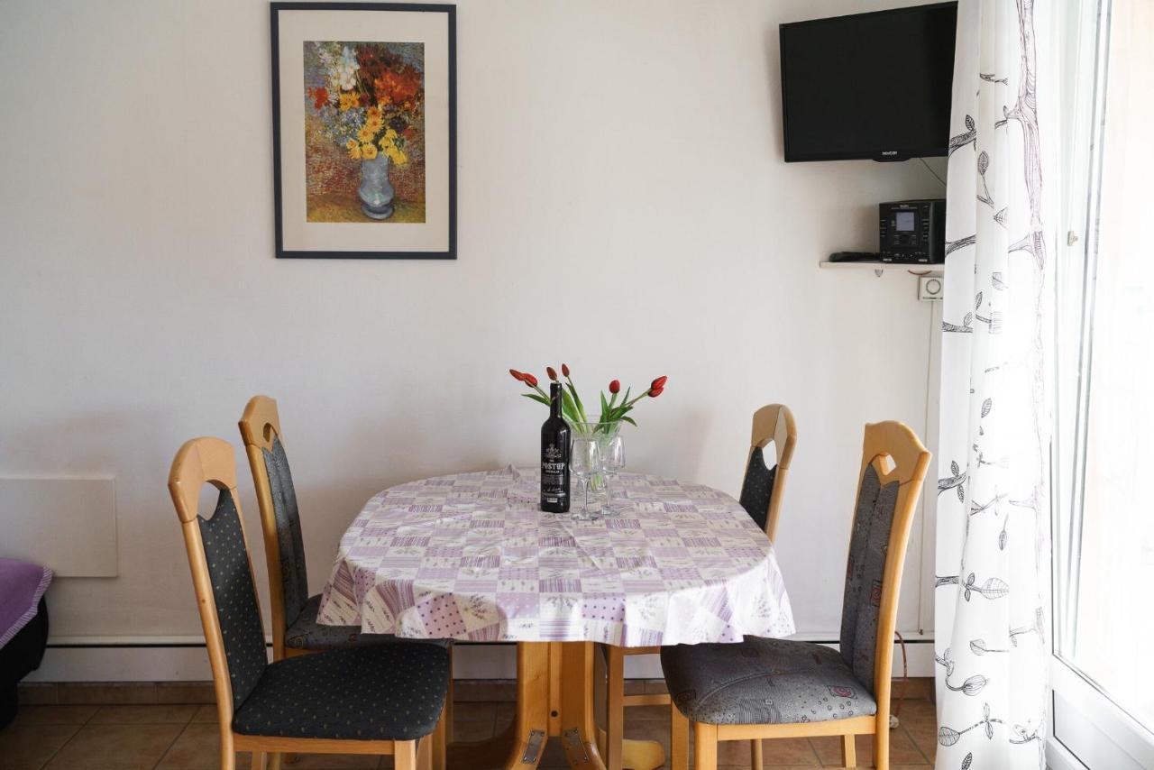 סרימה Apartmani Nedoklan מראה חיצוני תמונה