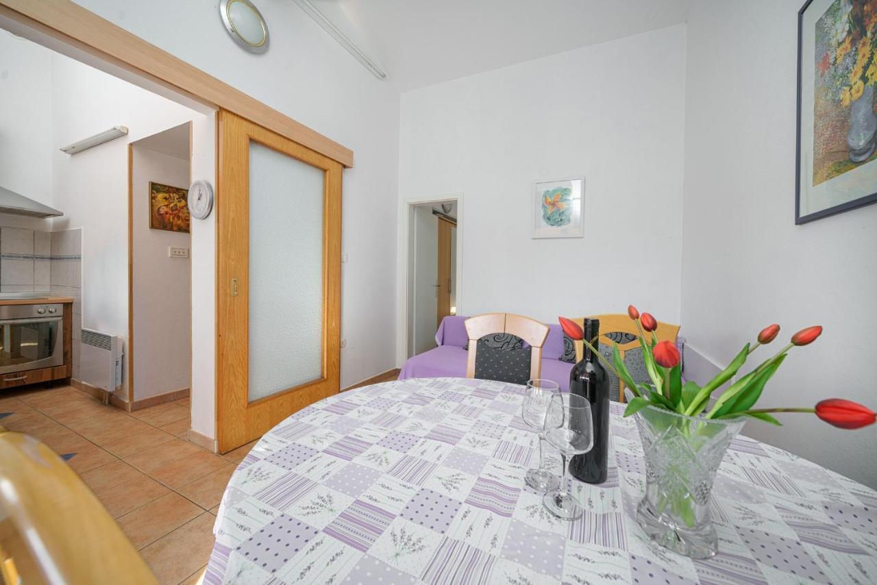 סרימה Apartmani Nedoklan מראה חיצוני תמונה
